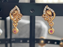 Load image into Gallery viewer, Small earrings 6018