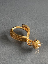 Load image into Gallery viewer, Tiny hoop earings 6028