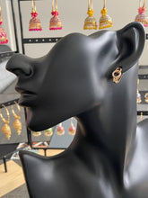 Load image into Gallery viewer, Tiny hoop earings 6031