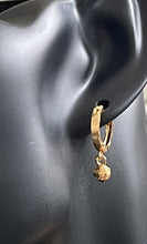 Load image into Gallery viewer, Tiny hoop earings 6032