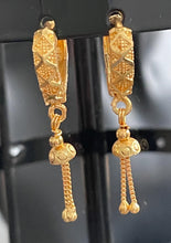 Load image into Gallery viewer, Tiny hoop earings 6034