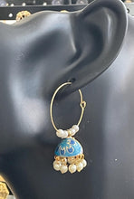 Load image into Gallery viewer, Hoop earings 6036