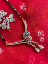 Load image into Gallery viewer, Delicate manglasutra 6082