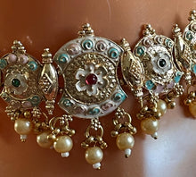 Load image into Gallery viewer, Indian jewellery set 6116