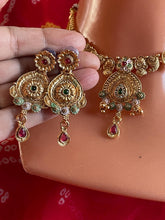 Load image into Gallery viewer, Indian jewellery set 6110