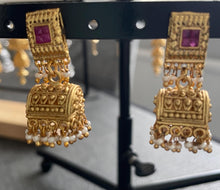 Load image into Gallery viewer, Jhoomar earrings 6004