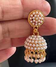 Load image into Gallery viewer, Jhoomar earrings 6008