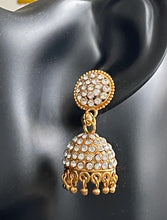 Load image into Gallery viewer, Jhoomar earrings 6009
