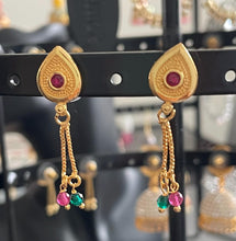 Load image into Gallery viewer, Small earrings 6015