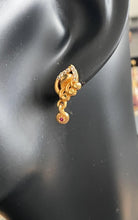 Load image into Gallery viewer, Small earrings 6018