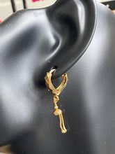 Load image into Gallery viewer, Tiny hoop earings 6020