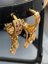 Load image into Gallery viewer, Tiny hoop earings 6027