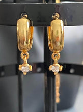 Load image into Gallery viewer, Tiny hoop earings 6030