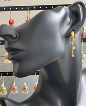 Load image into Gallery viewer, Tiny hoop earings 6034