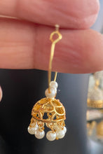 Load image into Gallery viewer, Hoop earings 6037