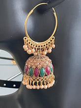 Load image into Gallery viewer, Large hoop earings 6070