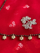 Load image into Gallery viewer, Delicate manglasutra 6077