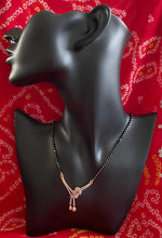 Load image into Gallery viewer, Delicate manglasutra 6082