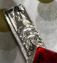 Load image into Gallery viewer, Waist jhoomka 6106 PN ( the silver coating at the top of hook has come away )