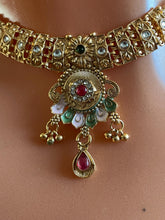 Load image into Gallery viewer, Indian jewellery set 6112