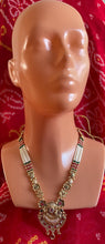 Load image into Gallery viewer, Indian jewellery set 6111