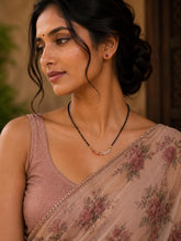 Load image into Gallery viewer, Delicate manglasutra 6079