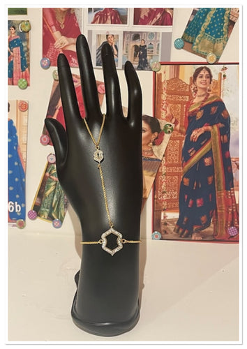 Hand ornament 1346